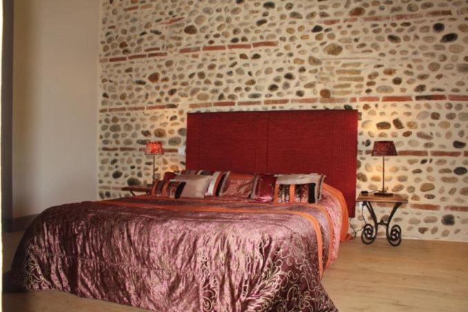 Terre De Garance Bed and Breakfast Lagardelle-sur-Lèze Δωμάτιο φωτογραφία