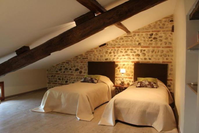Terre De Garance Bed and Breakfast Lagardelle-sur-Lèze Δωμάτιο φωτογραφία